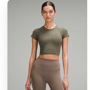 lululemon athletica Swiftly Tech Cropped Short Sleeve Shirt 2.0